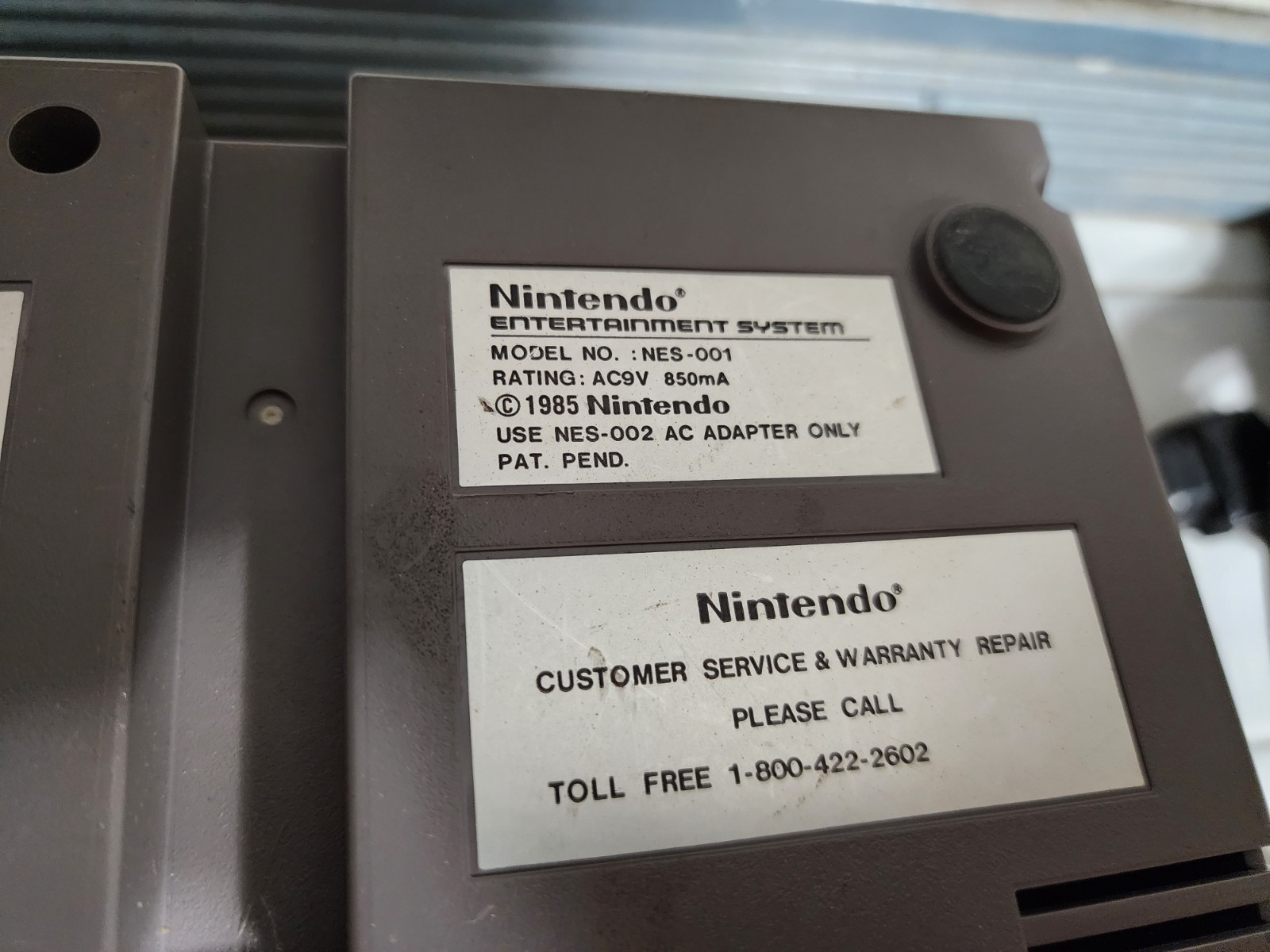 Nintendo NES Console with two controllers and hookups New 72 pin