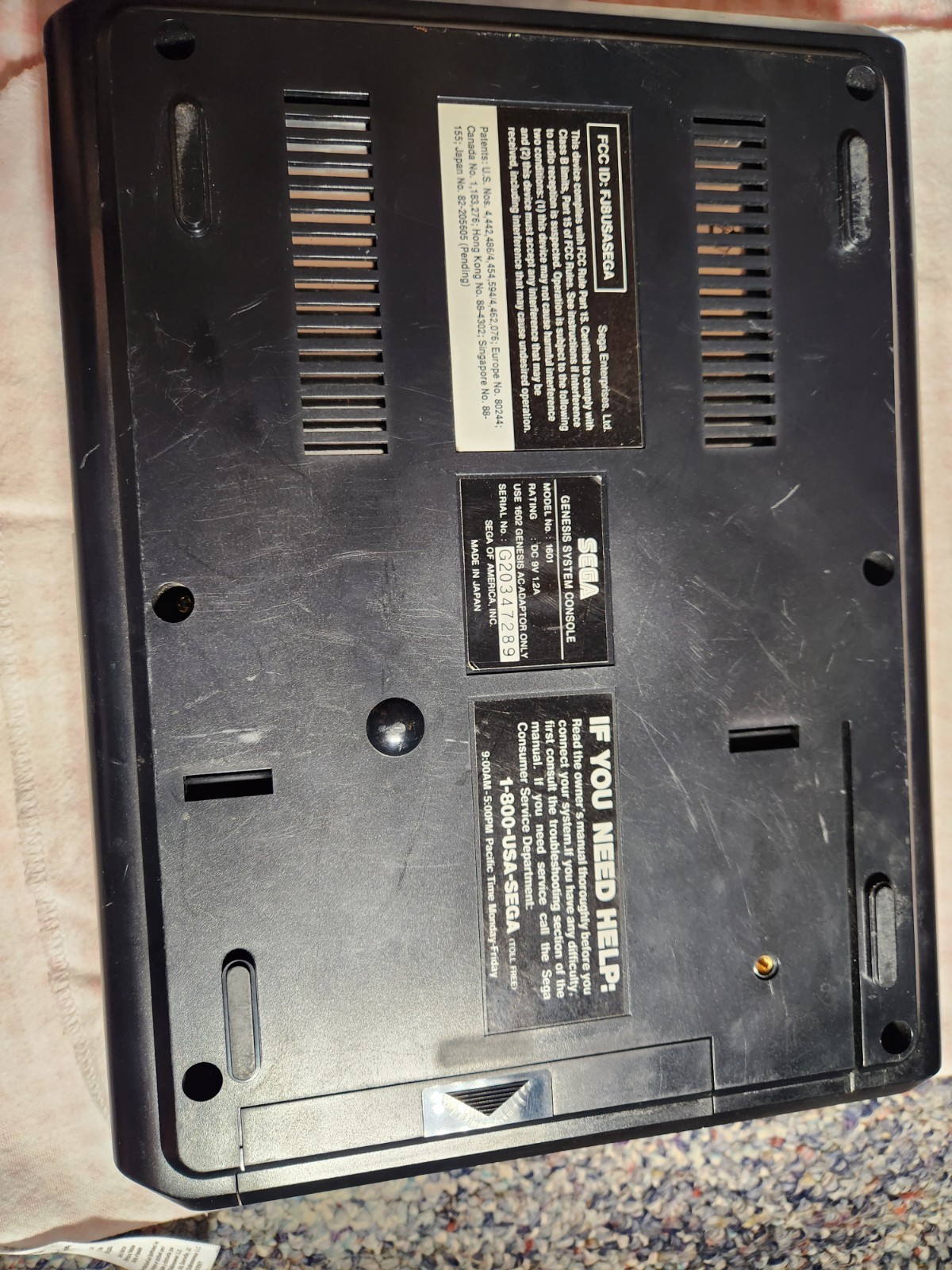 SEGA Genesis 16-Bit Console MK-1601 Black RF NTSC-U/C (US/Canada) 1992