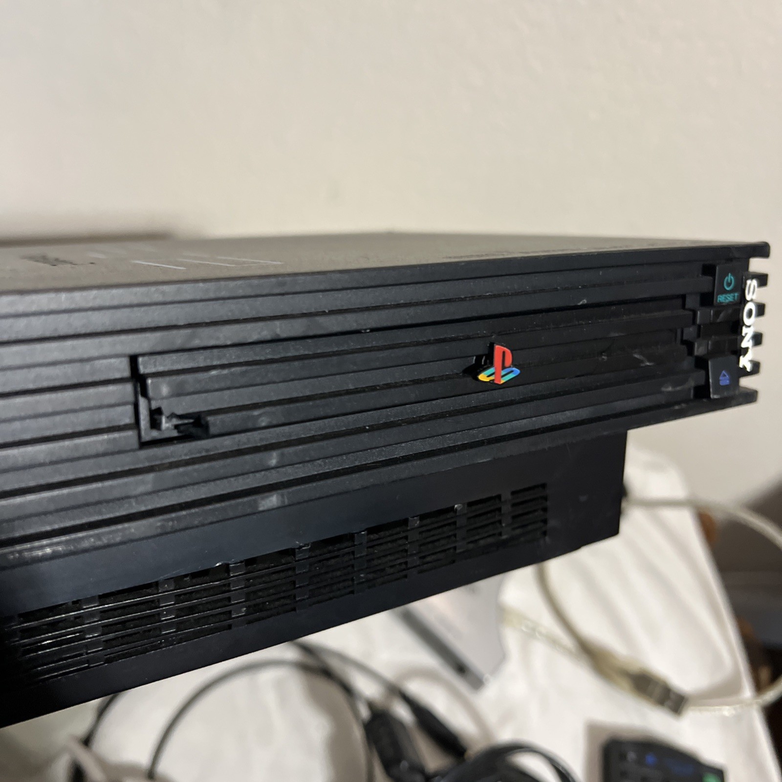 Sony PlayStation 2 PS2 Fat Console 2 Controllers,Memory Card Cords, error disc.
