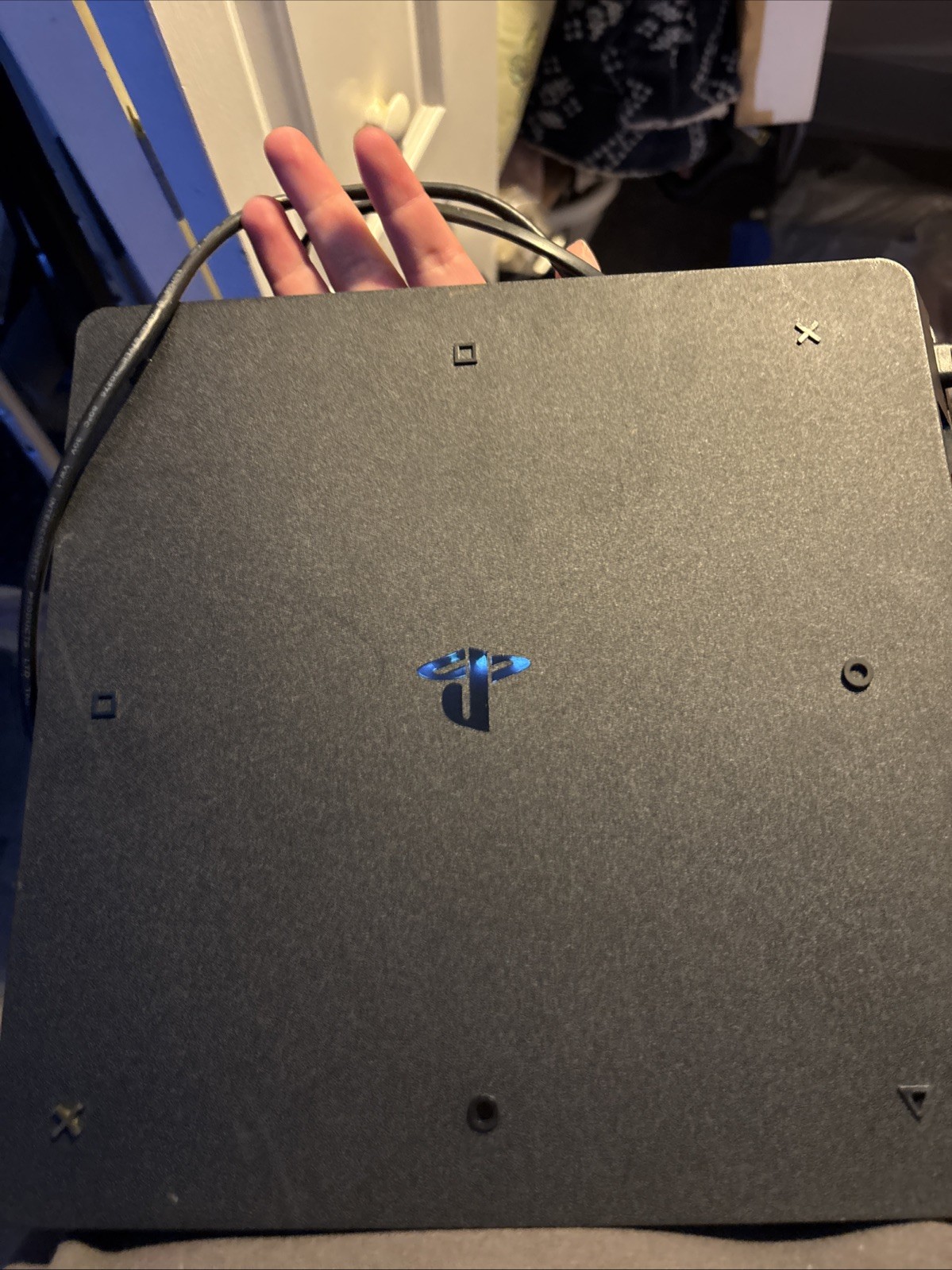 PS4 Perfect Condition HDMI Cord And Games Included. PS4 120$ Games 10-15$