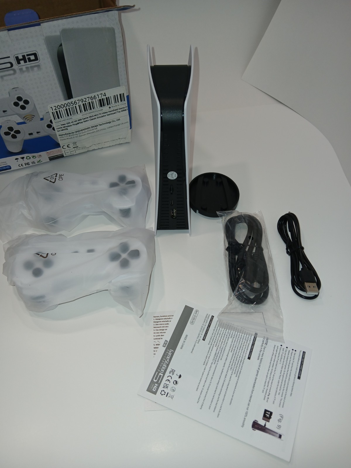 GS5 4K HD Retro Game Console HDMI Wireless 2 Controllers 600+ Games Plug & Play