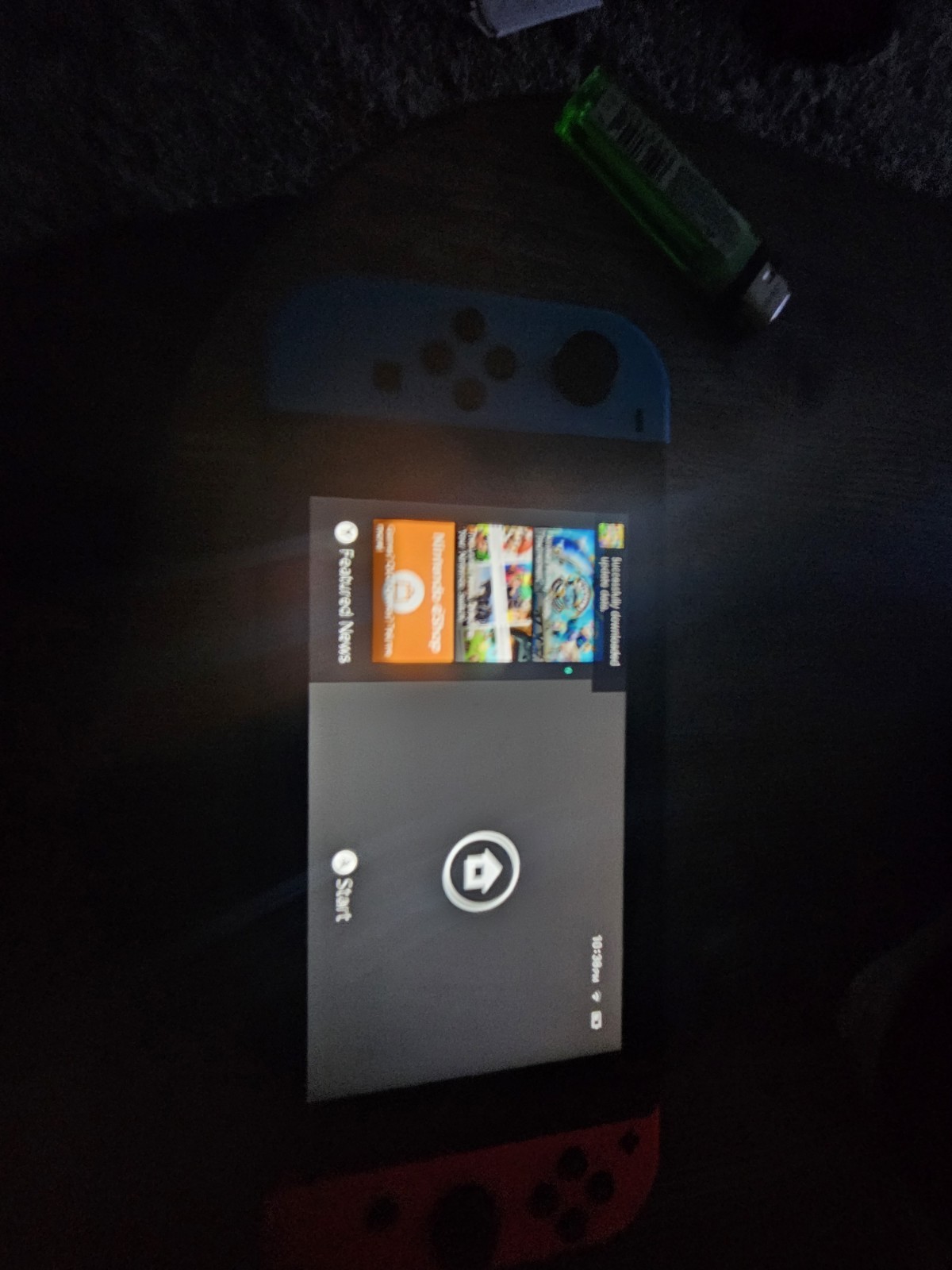 Nintendo Switch Console Neon Red/Blue Joy-Con 32GB 720p Bluetooth USB-C 2019