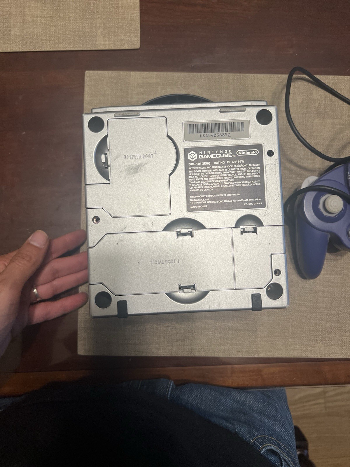 Nintendo GameCube DOL-001 Silver Console w/ Wired Controller, NTSC-U/C