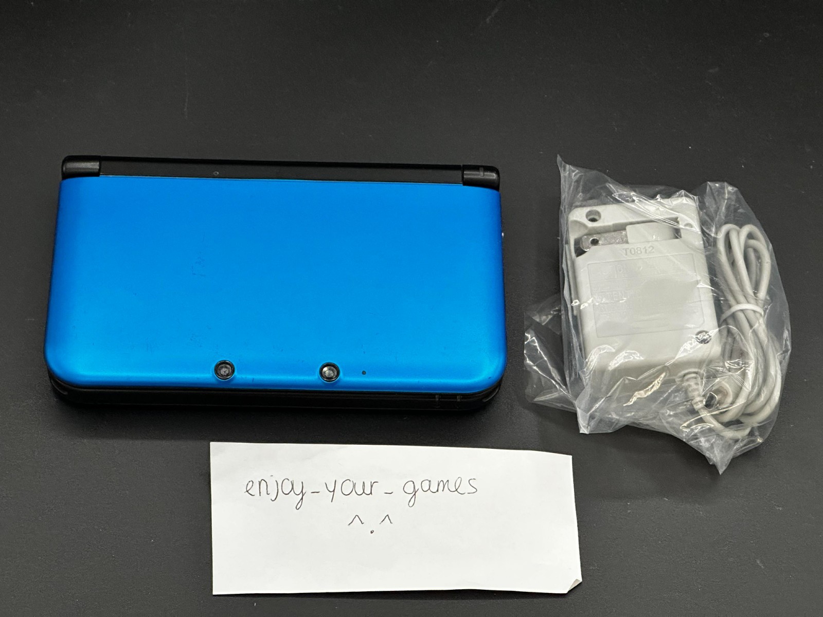 Nintendo 3DS XL LL Blue/Black | English | Charger | US Seller – SHIP IN 1-DAY