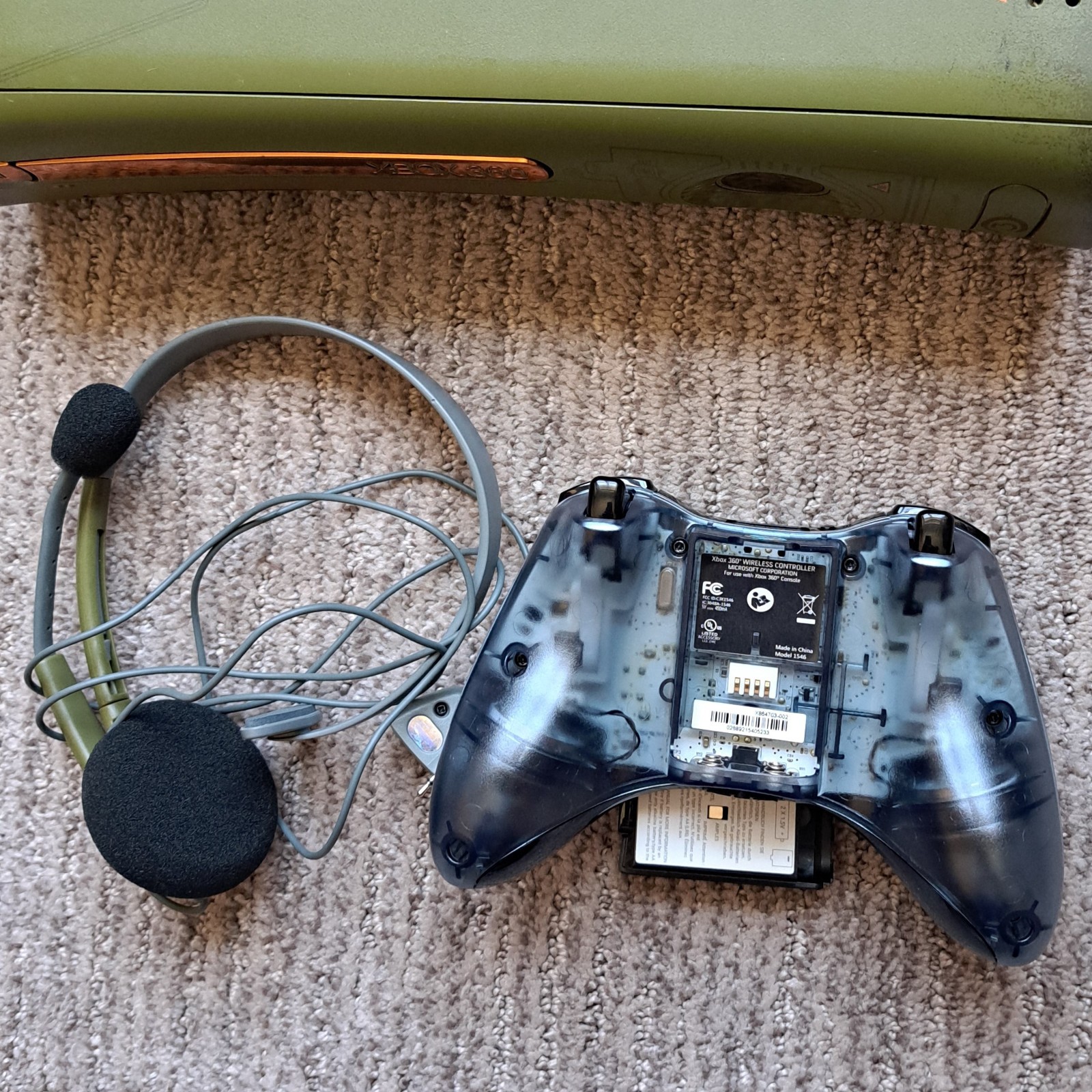 Xbox 360 Halo 3 Console Bundle + Green Headset, Forerunner Controller FOR REPAIR