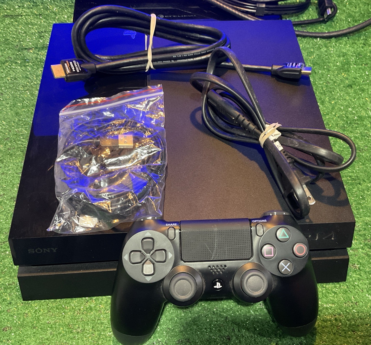 Sony Playstation 4 500GB Black Console PS4 W/ Controller & Cords Tested Working!