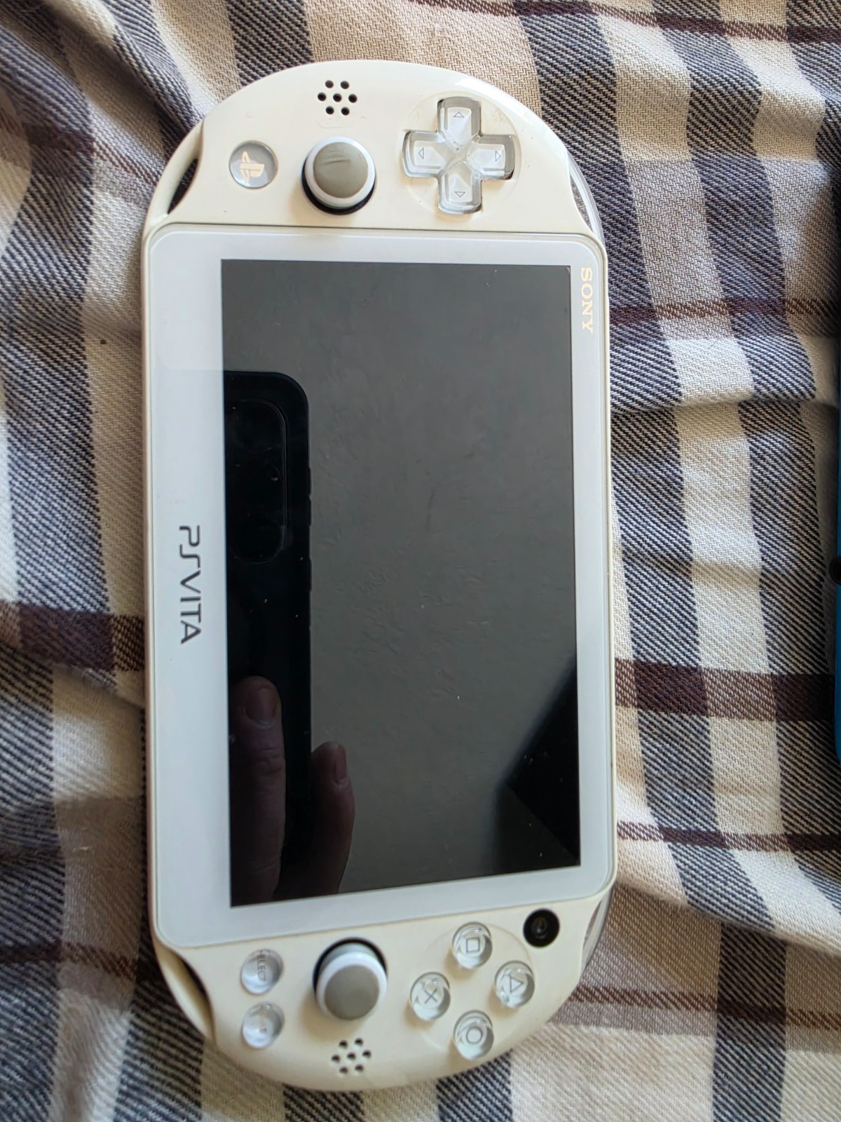 Sony Vita lot Glacier White 2000 series, jet blue 2000 series, black 1000 series