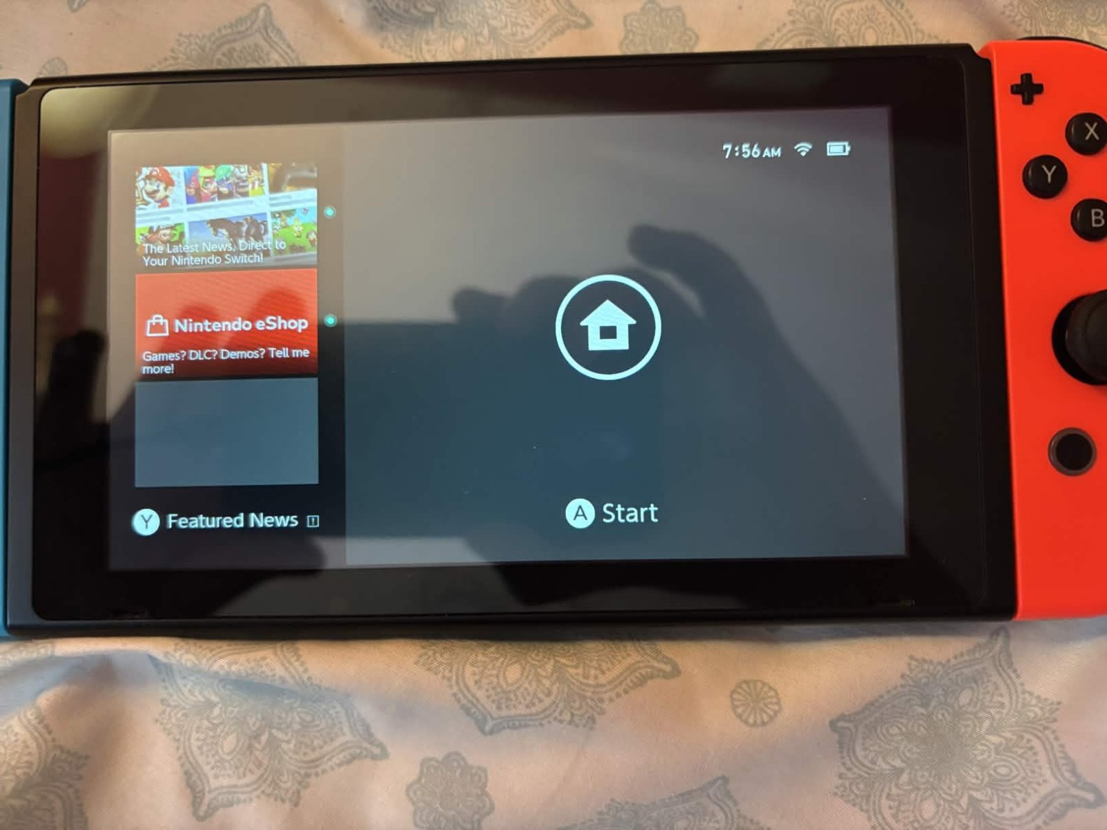 (NO GAME) Nintendo Switch Console Mario Kart 8 Deluxe w/ Box and accessories