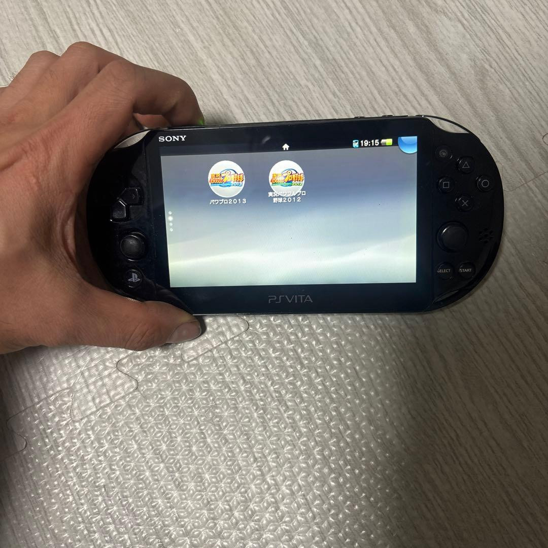 PS Vita Black PlayStation PCH-2000 ZA11 Console Only PSV