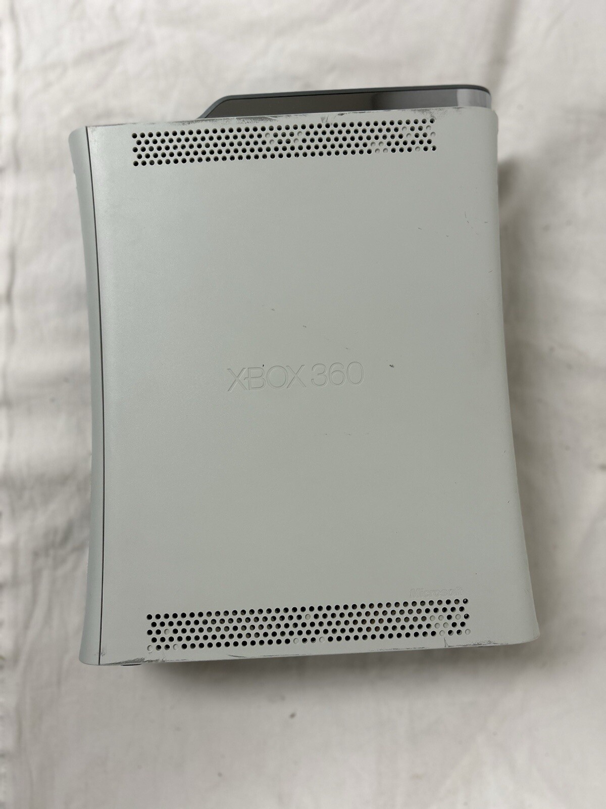 Microsoft Xbox 360 20GB Console – Matte White