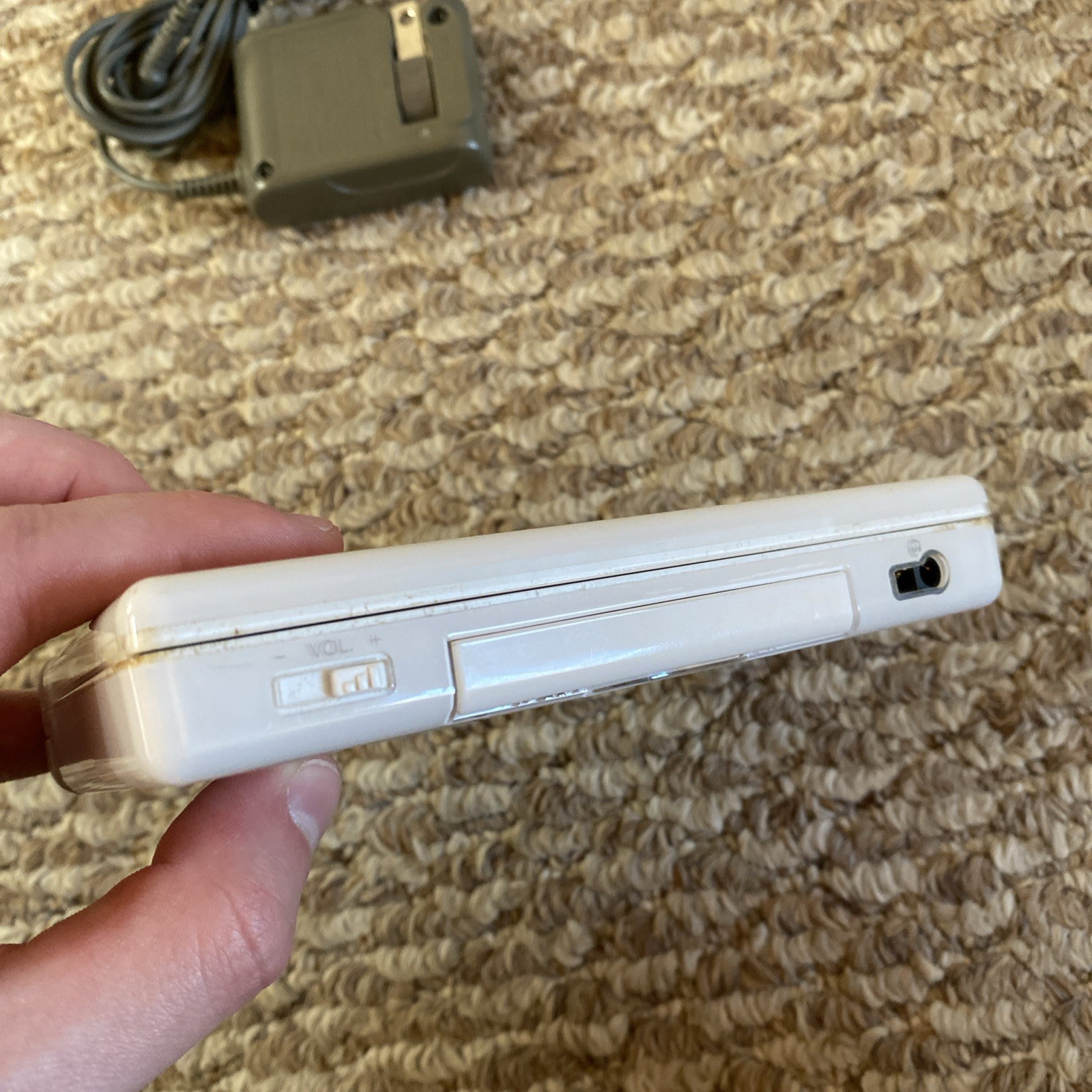 NICE Nintendo DS Lite USG-001 Polar White w/stylus charger gba dust cover OEM