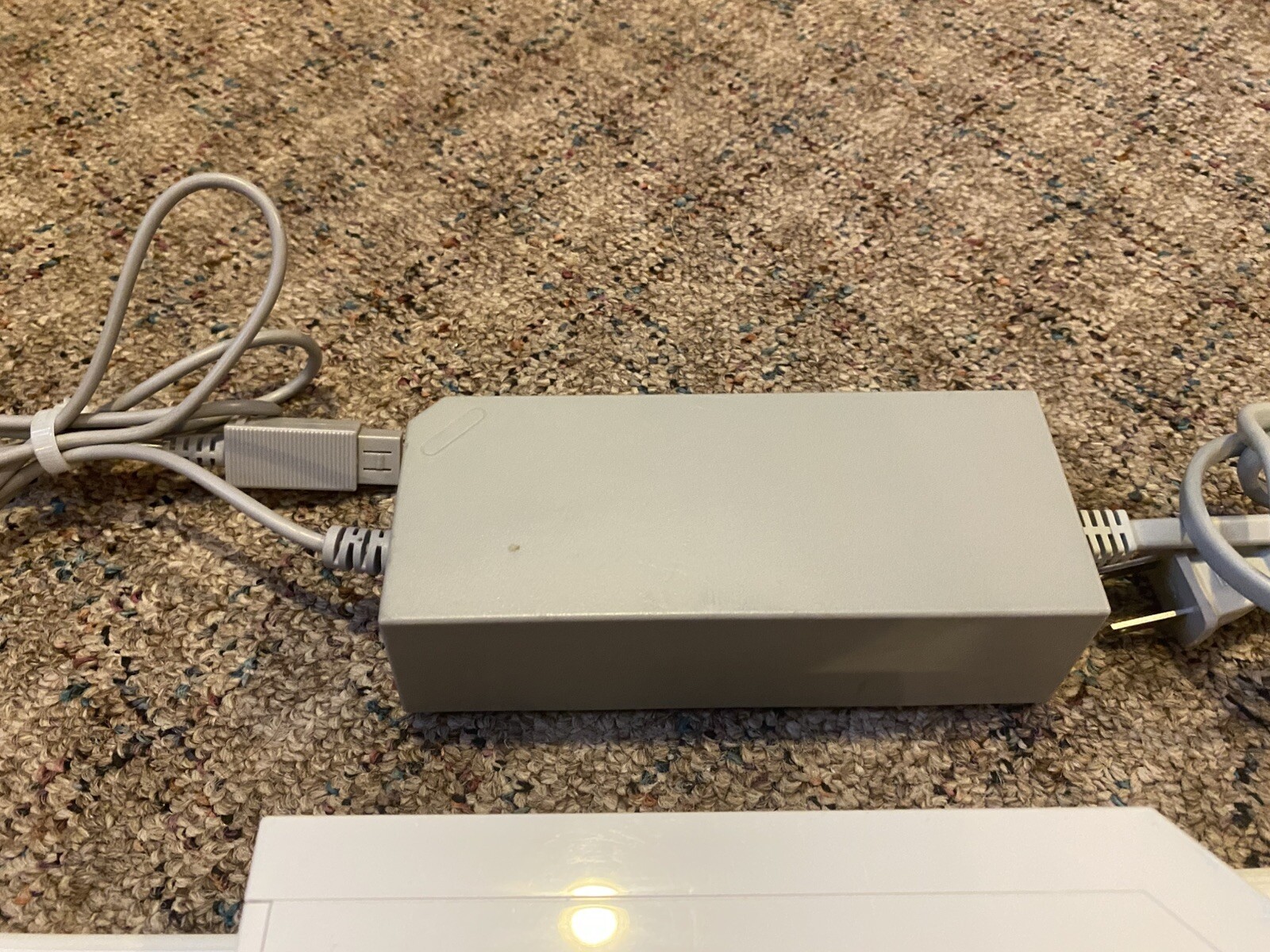 Nintendo Wii RVL-001 512 MB Home Console – White With Games And Cables