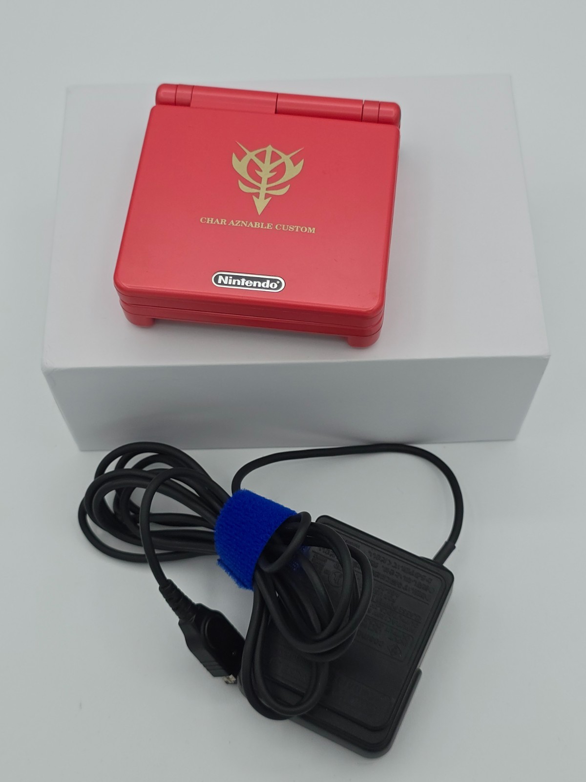 Nintendo Game Boy Advance SP Char’s Custom – GUNDAM Exclusive – Excellent