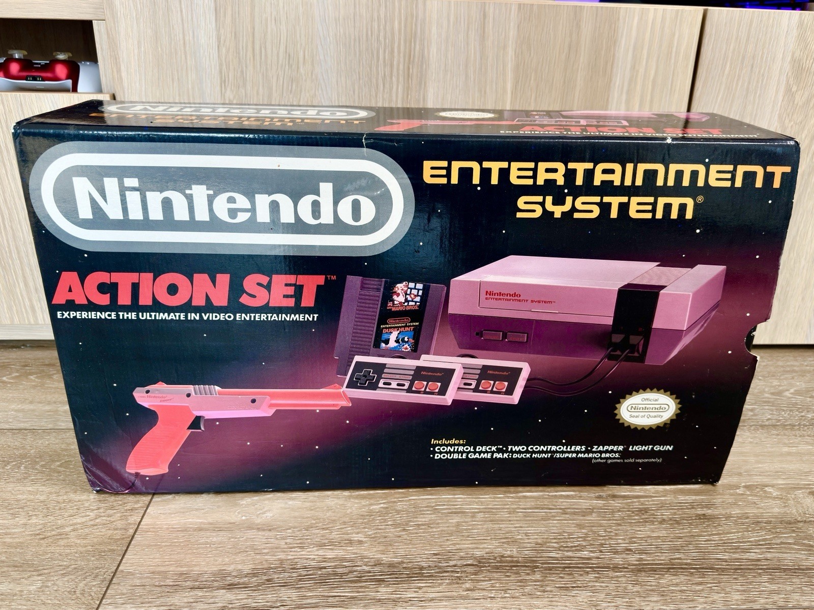 Nintendo NES Console Action Set – Complete CIB – Super Mario/Duck Hunt