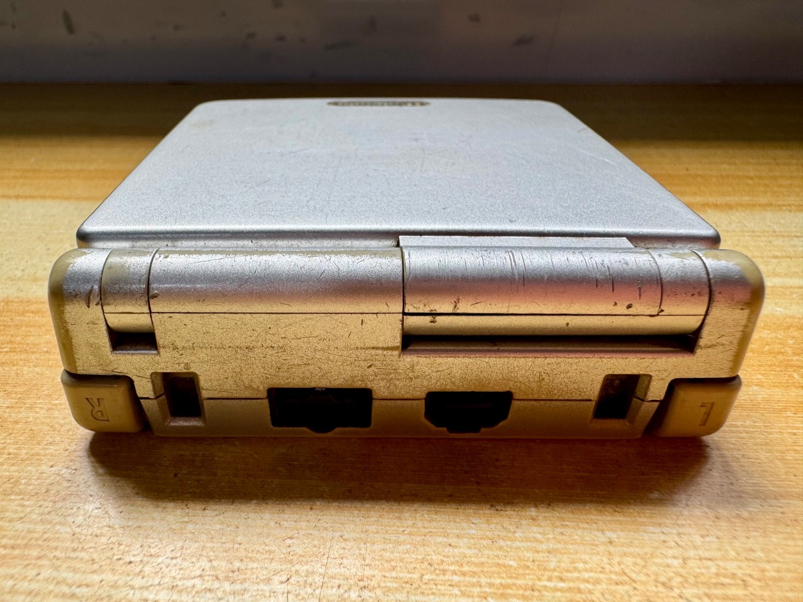 Nintendo Gameboy Advance SP AGS001 Metal Silver Handheld w/ USB Cable & Battery