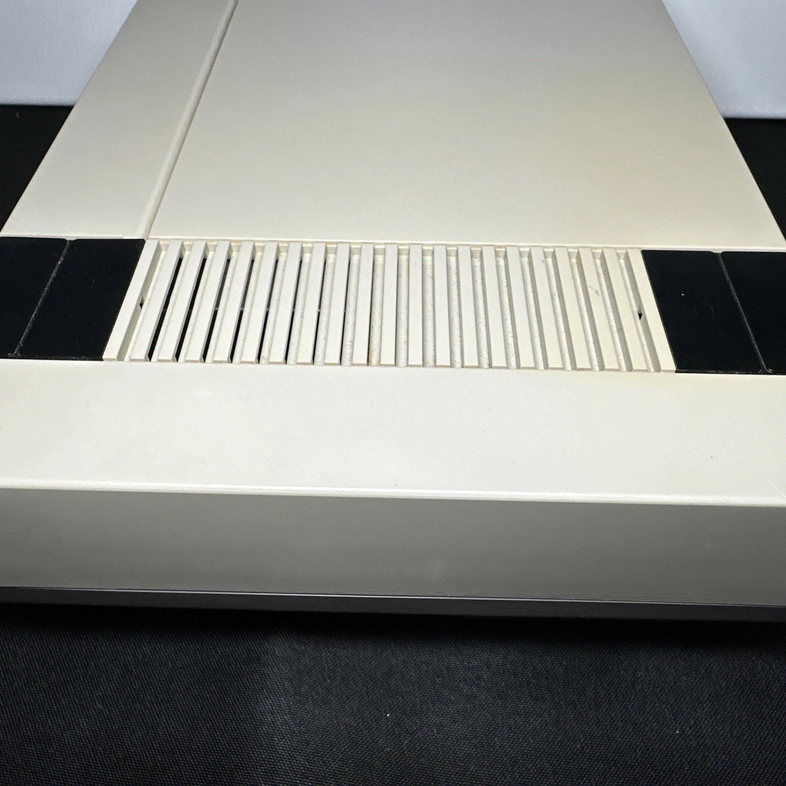 WORKING Original Nintendo NES-001 Bundle Super Mario Bros – Two Controllers