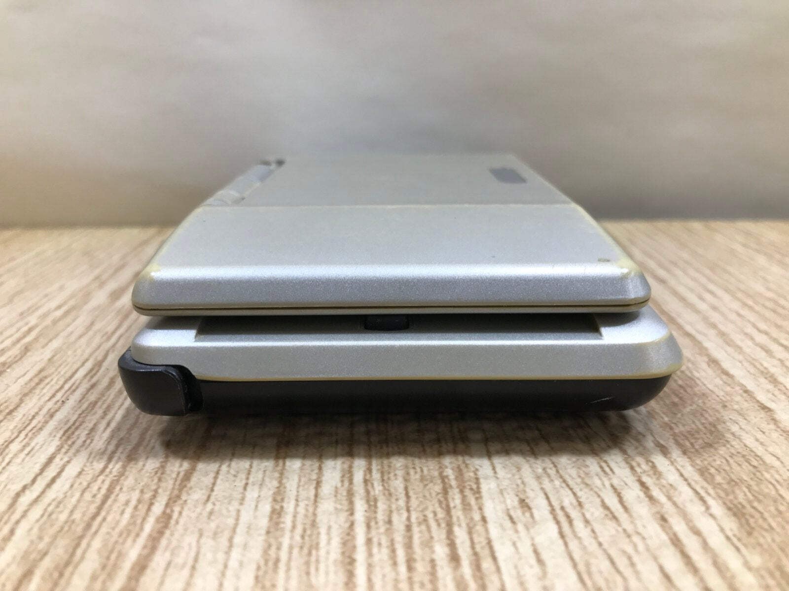 Nintendo DS Platinum Silver Console Nintendo Japan – With Defects LH1100