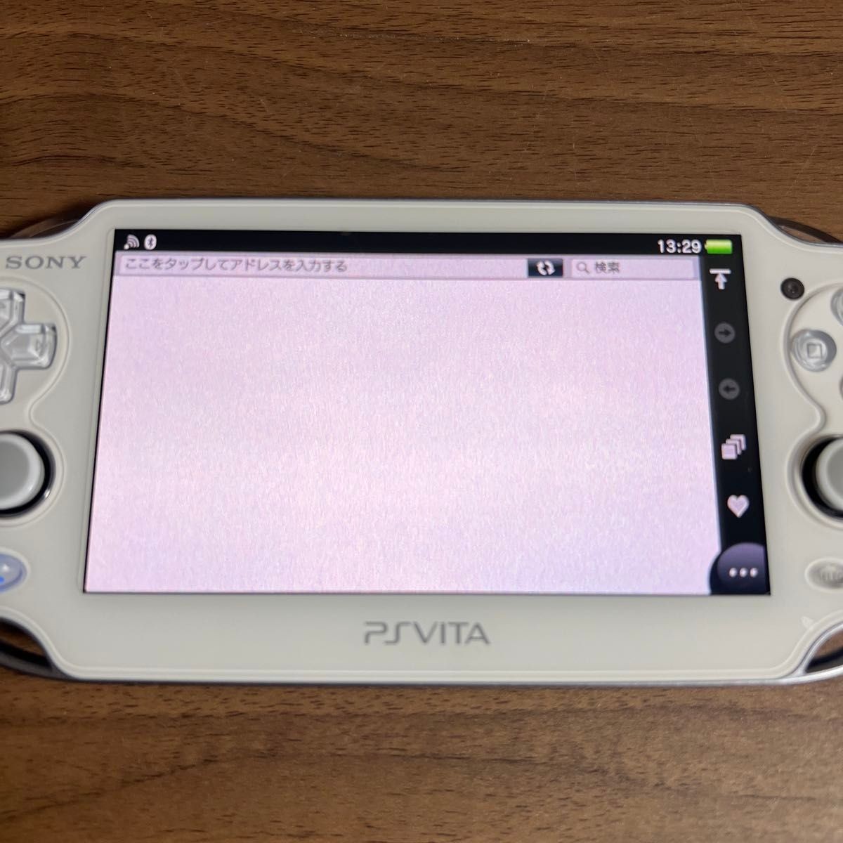 PlayStation PS Vita PCH-1000 ZA02 Crystal White Wi-Fi Boxed SONY