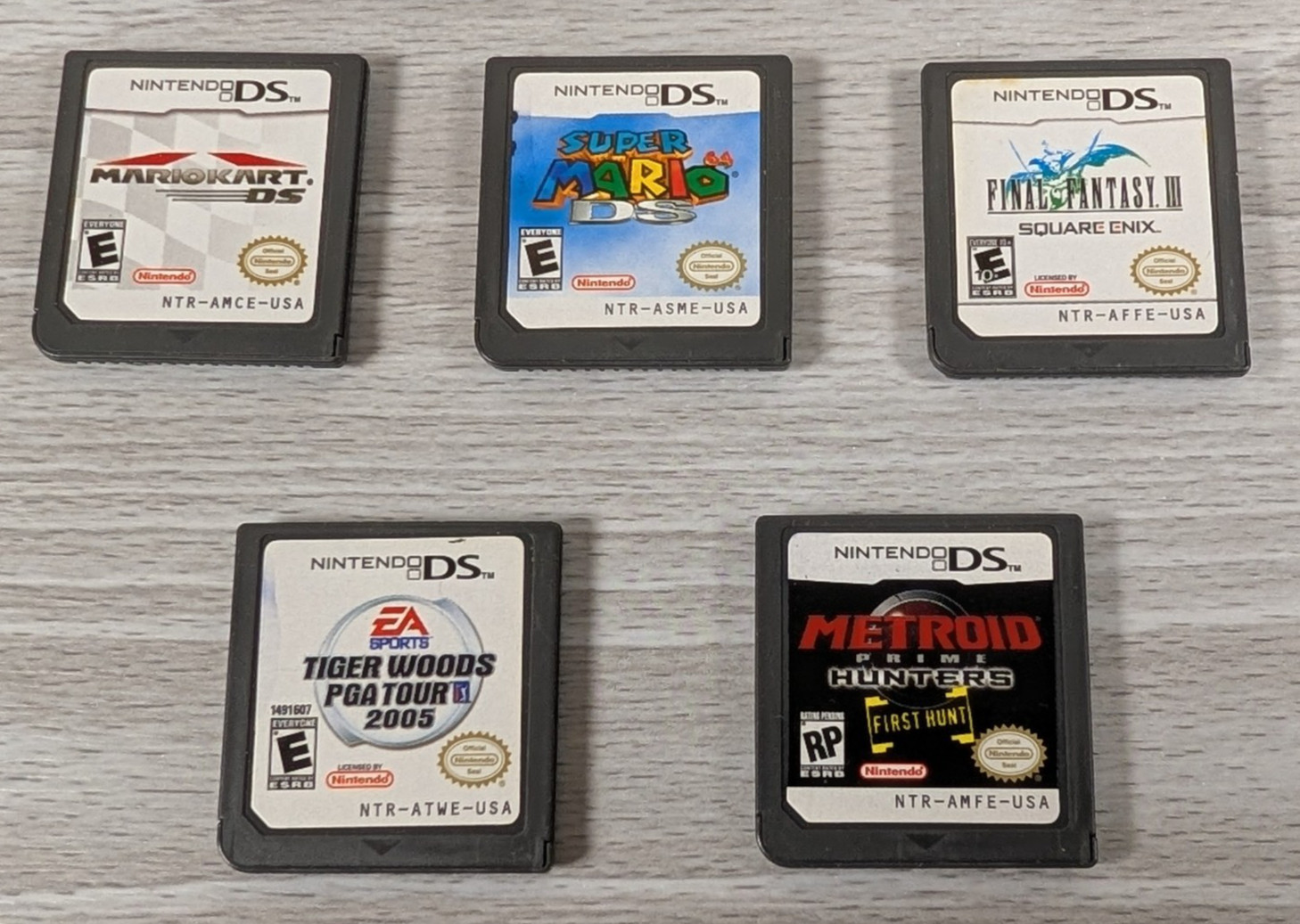 Nintendo DS NTR-001 Silver Bundle Mario Kart, SM64, Final Fantasy, DS SLOT ISSUE