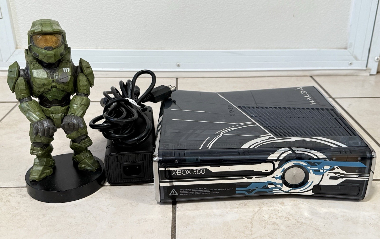 Microsoft Xbox 360 halo 4 console 500gb Hdd Powerbrick Halo Figure 4 Controller