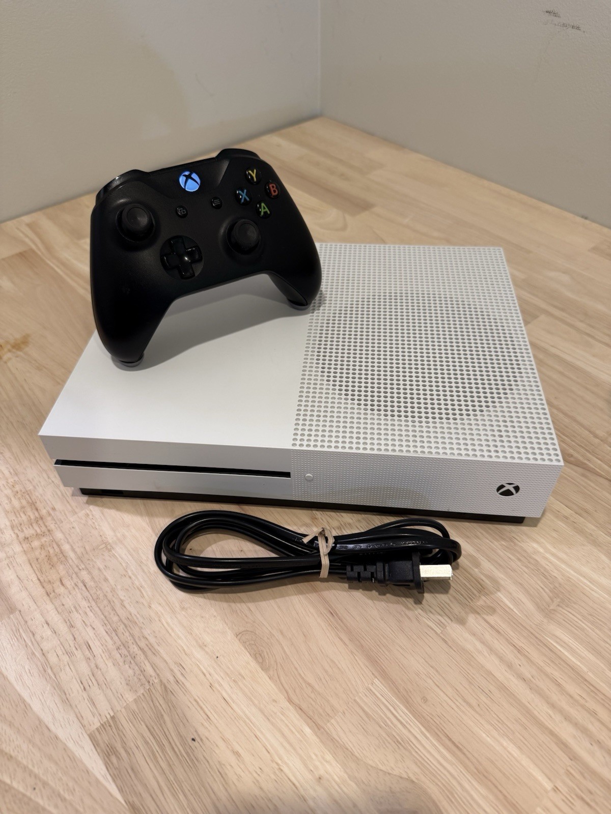 Microsoft Xbox One S 500GB, Controller ,Stripped , Cleaned, Thermal Paste New