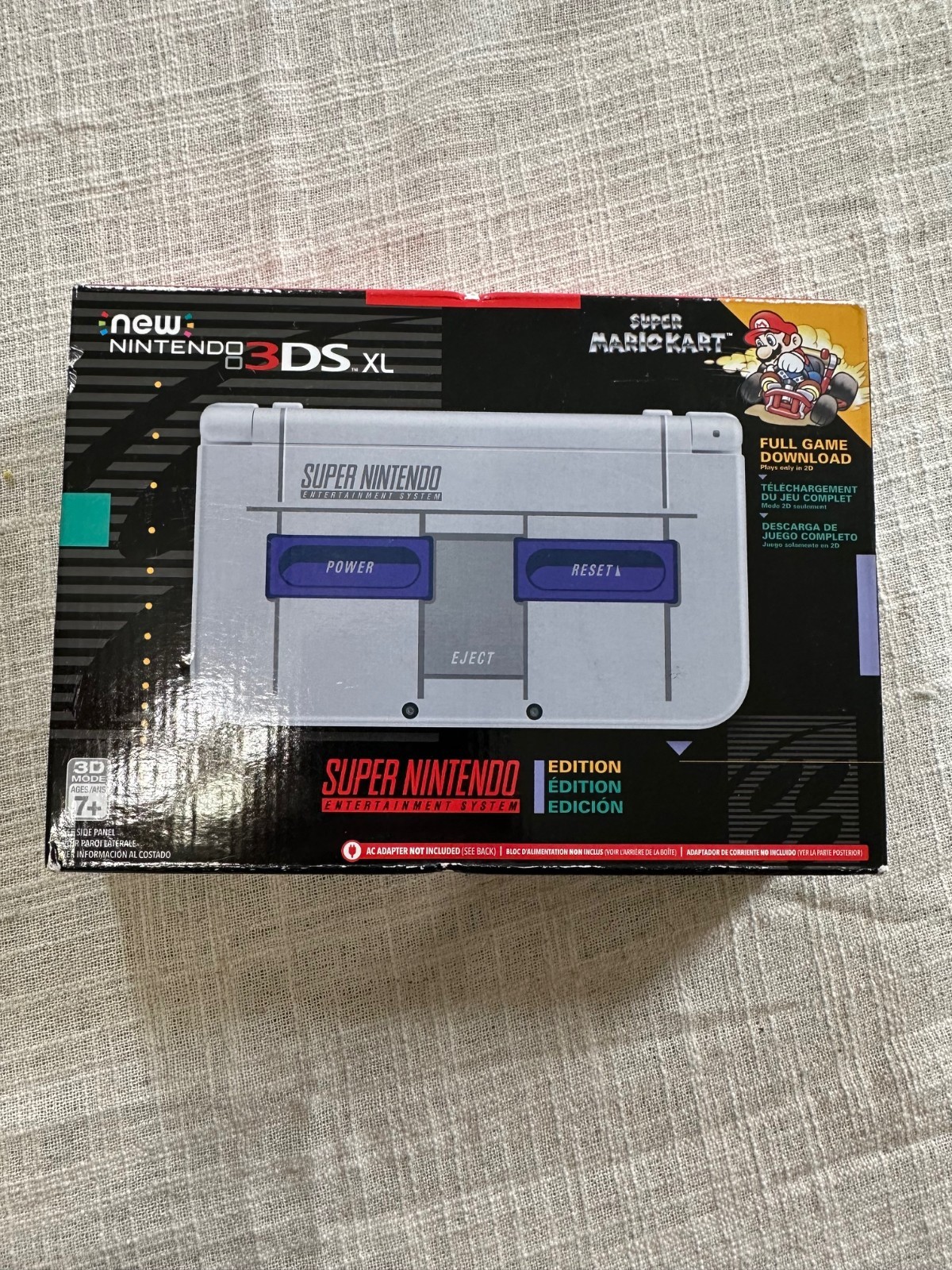 New Nintendo 3DS XL SNES Edition Gray 4 GB w/ Box and Charger