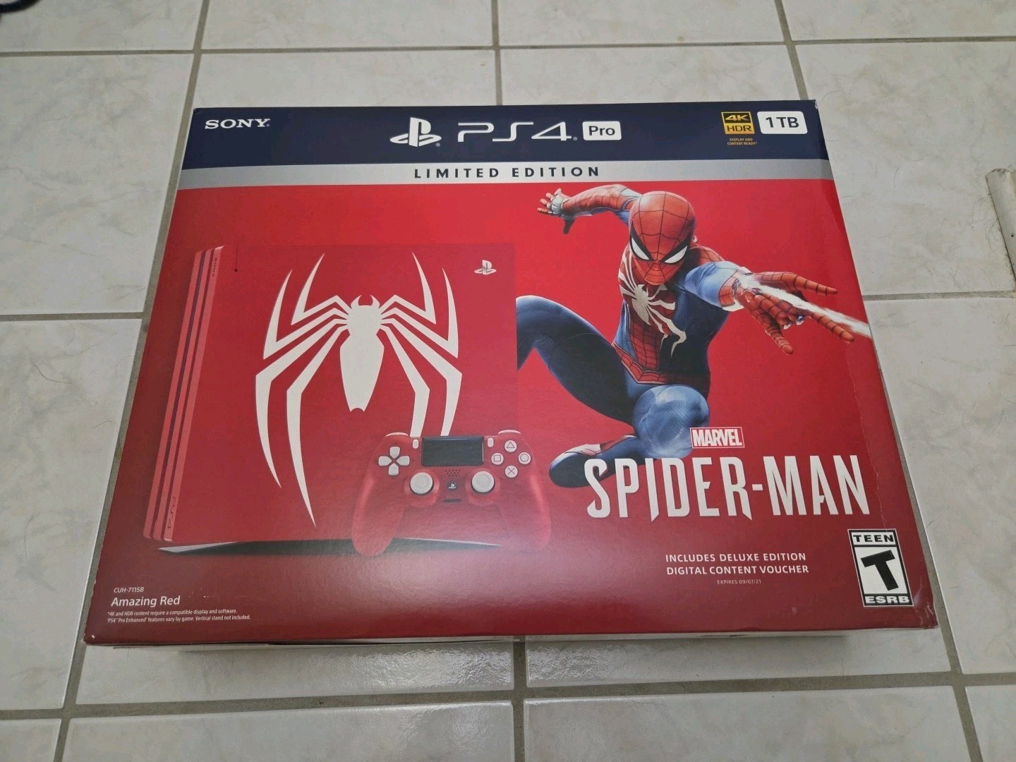 Playstation 4 Pro Spider-Man Edition Complete In Box