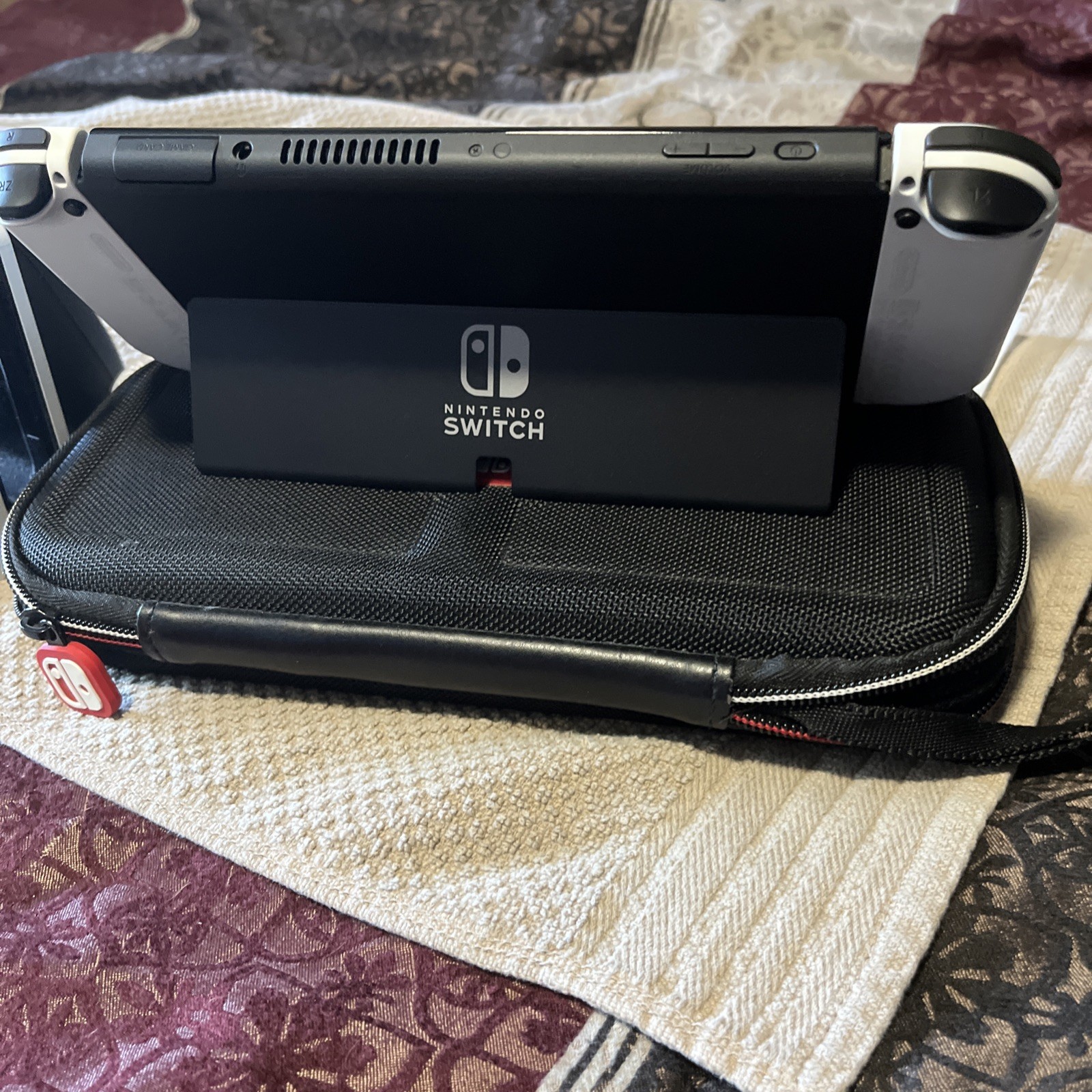 Nintendo Switch OLED White Bundle 128GB Pokémon Arceus & Brilliant Diamond Works