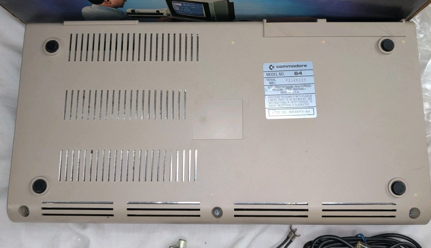 Commodore 64 Vintage Computer Untested With Box Matching Number Manual & Cords
