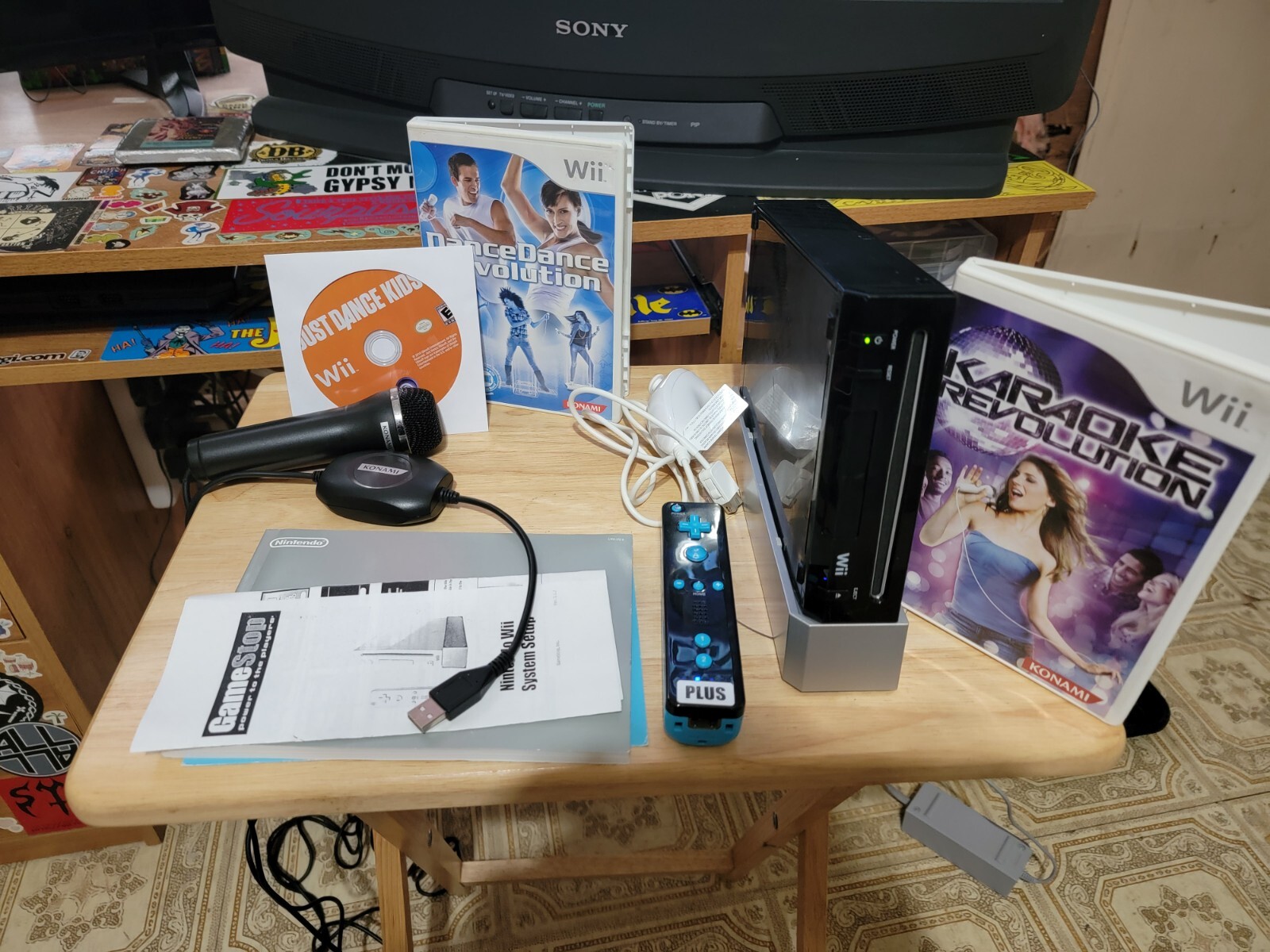 Nintendo Wii Black Console With Games. TV NOT INCLUDED.