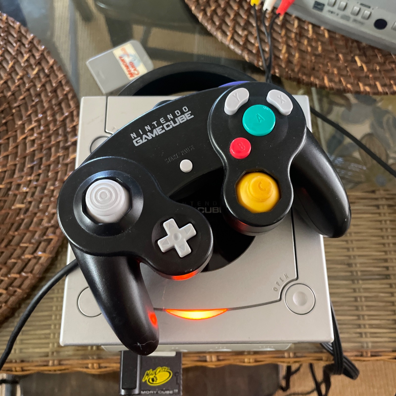 Nintendo GameCube DOL-101 Gaming System SILVER Console 1 Controller Bundle