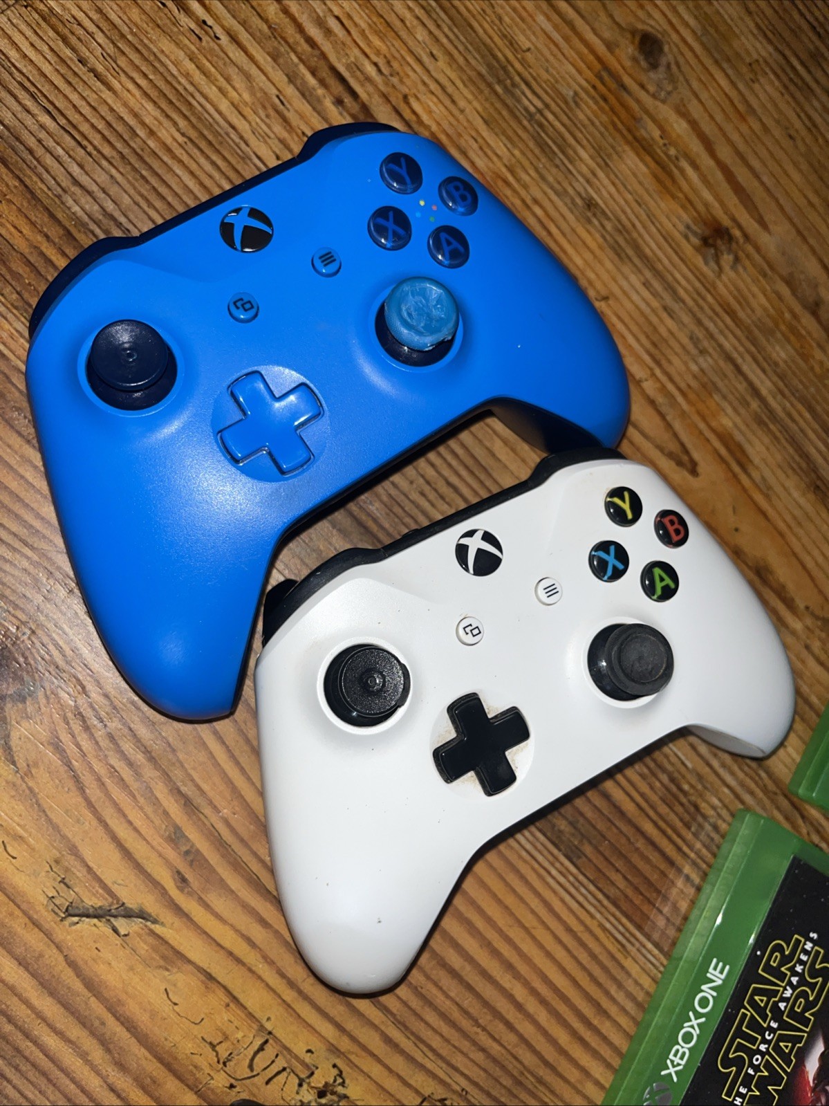 Xbox One Halo 5 Edition Console 1TB Bundle – Games Controllers