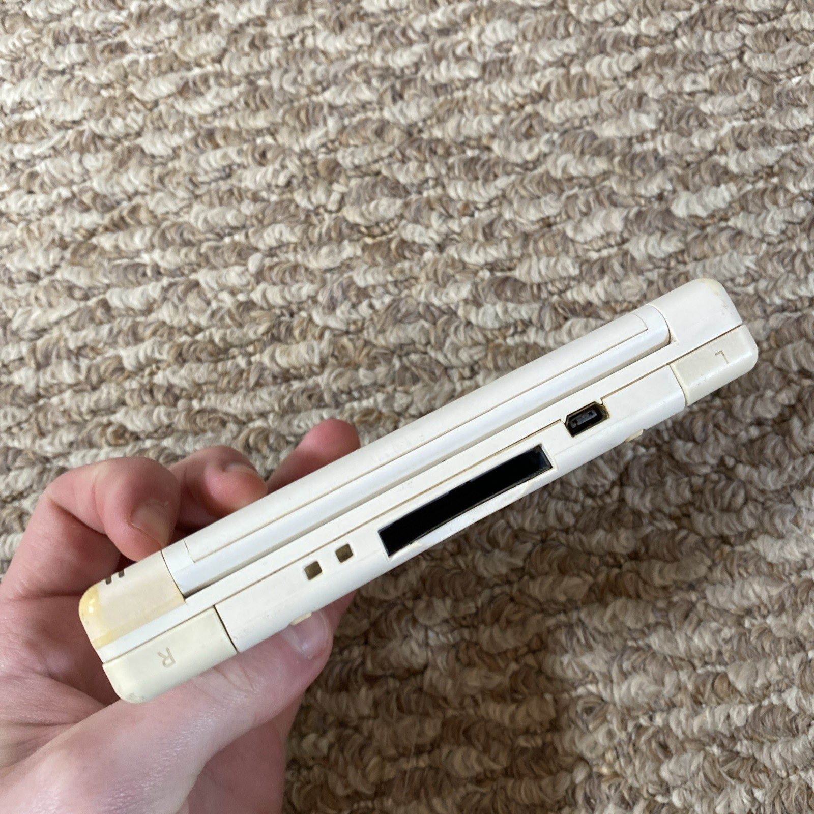 Nintendo DS Lite (USG-001) Handheld – White Charger