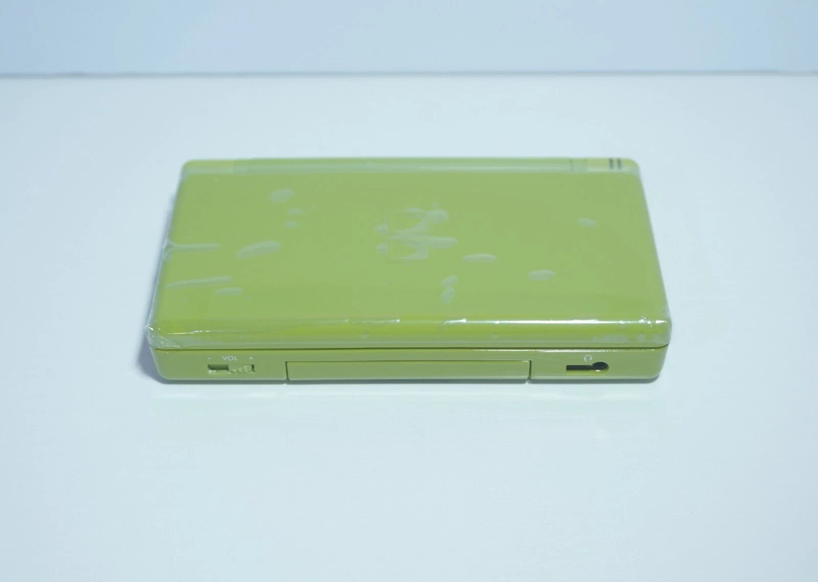 Nintendo DS Lite Olive Green Handheld System with Charger & Stylus Pen