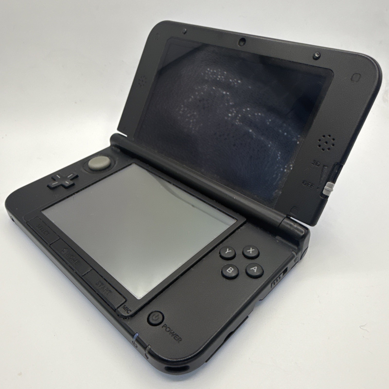 Nintendo 3DS XL Blue Console Bundle: Case, Charger, 4GB SD Card, Stylus, 2 Games