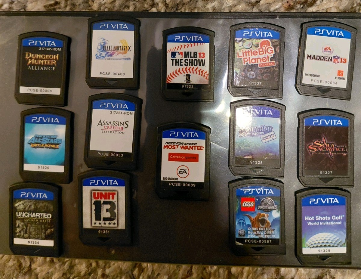 Sony PlayStation Vita Bundle Lot With 15 Games + 8GB card Slim PS VITA Pch-2000