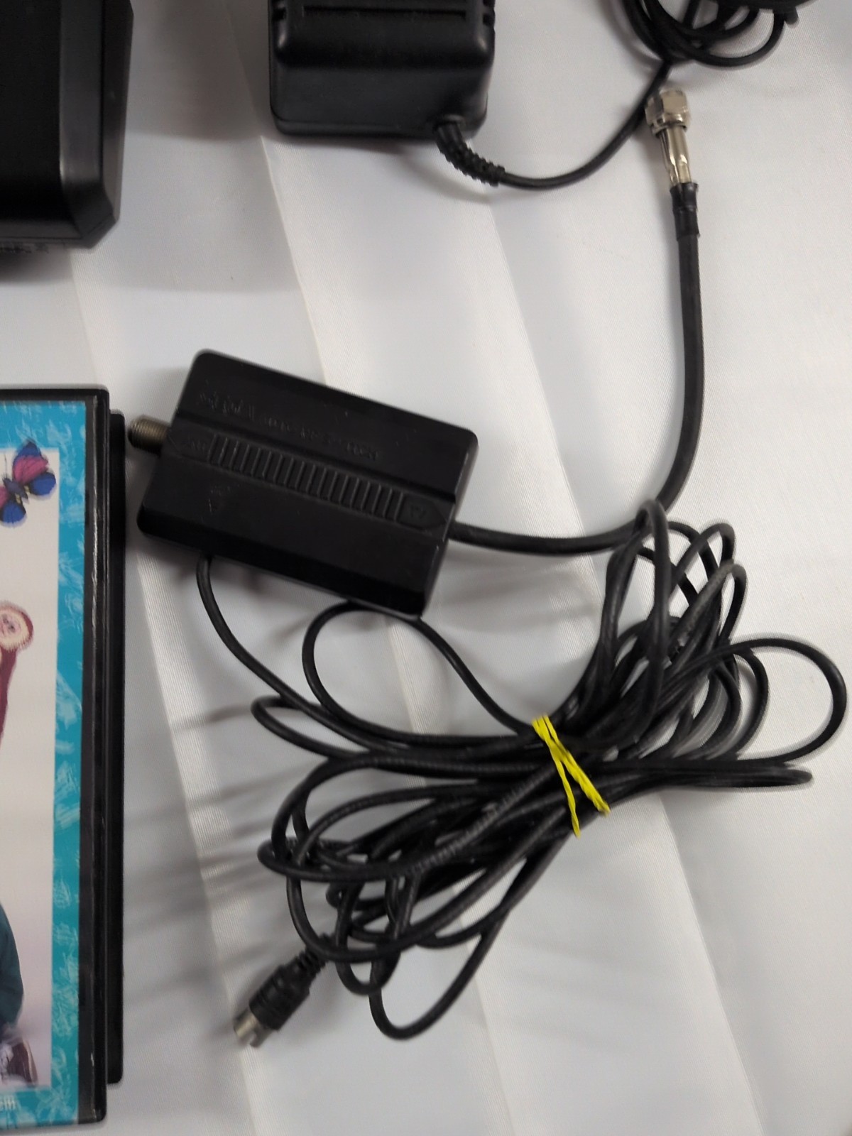 Original SEGA GENESIS Console MK-1601 System + Controller Cords 3 Games Tested