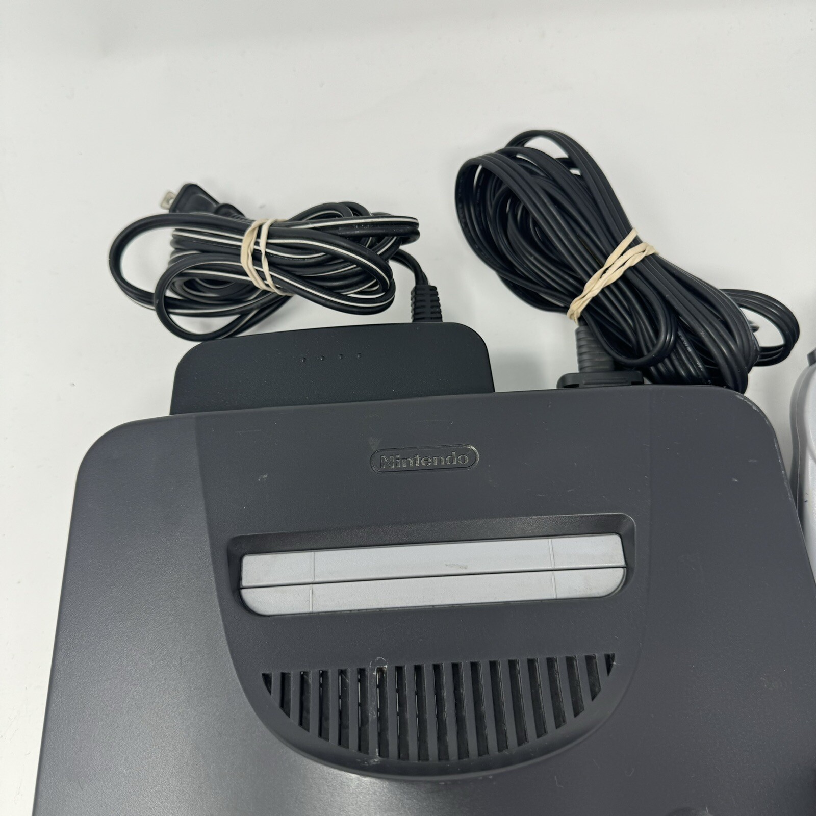 Nintendo 64 N64 Console 2OEM Gray Purple Controllers w/ Game Tested Working