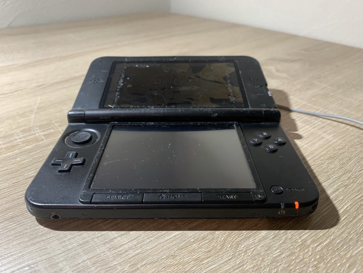 0567 Nintendo 3DS LL Silver Black For Parts 390g