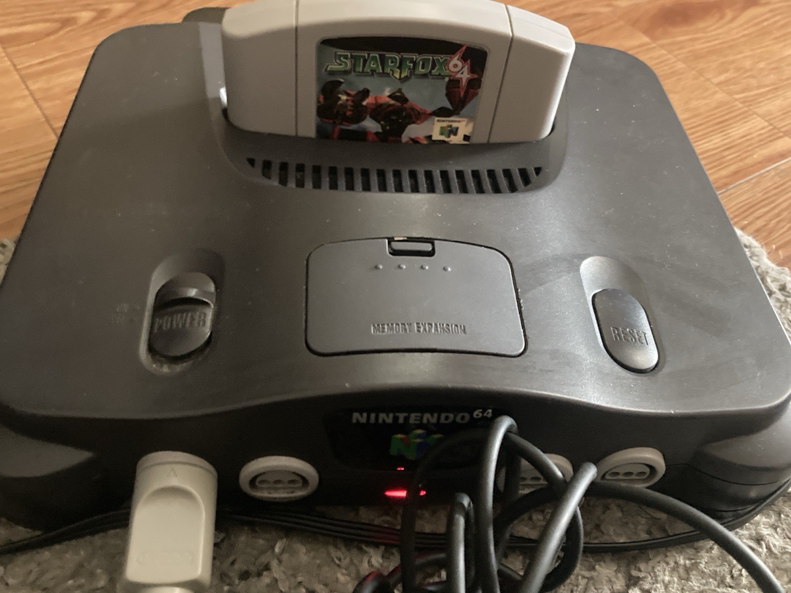 Nintendo 64 N64 With 2 Controllers Games Rumble *read Description *