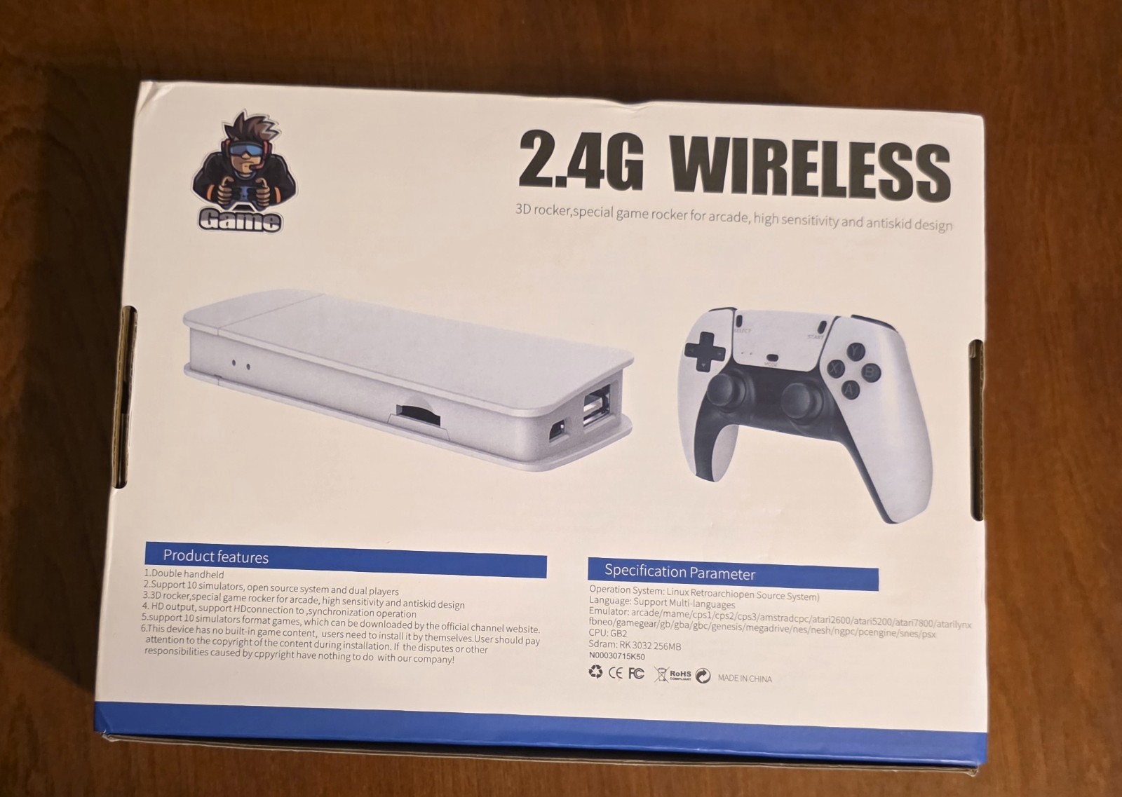 Game 2.4G Wireless Home Console, 4K UHD, Dual Controllers, White/Black
