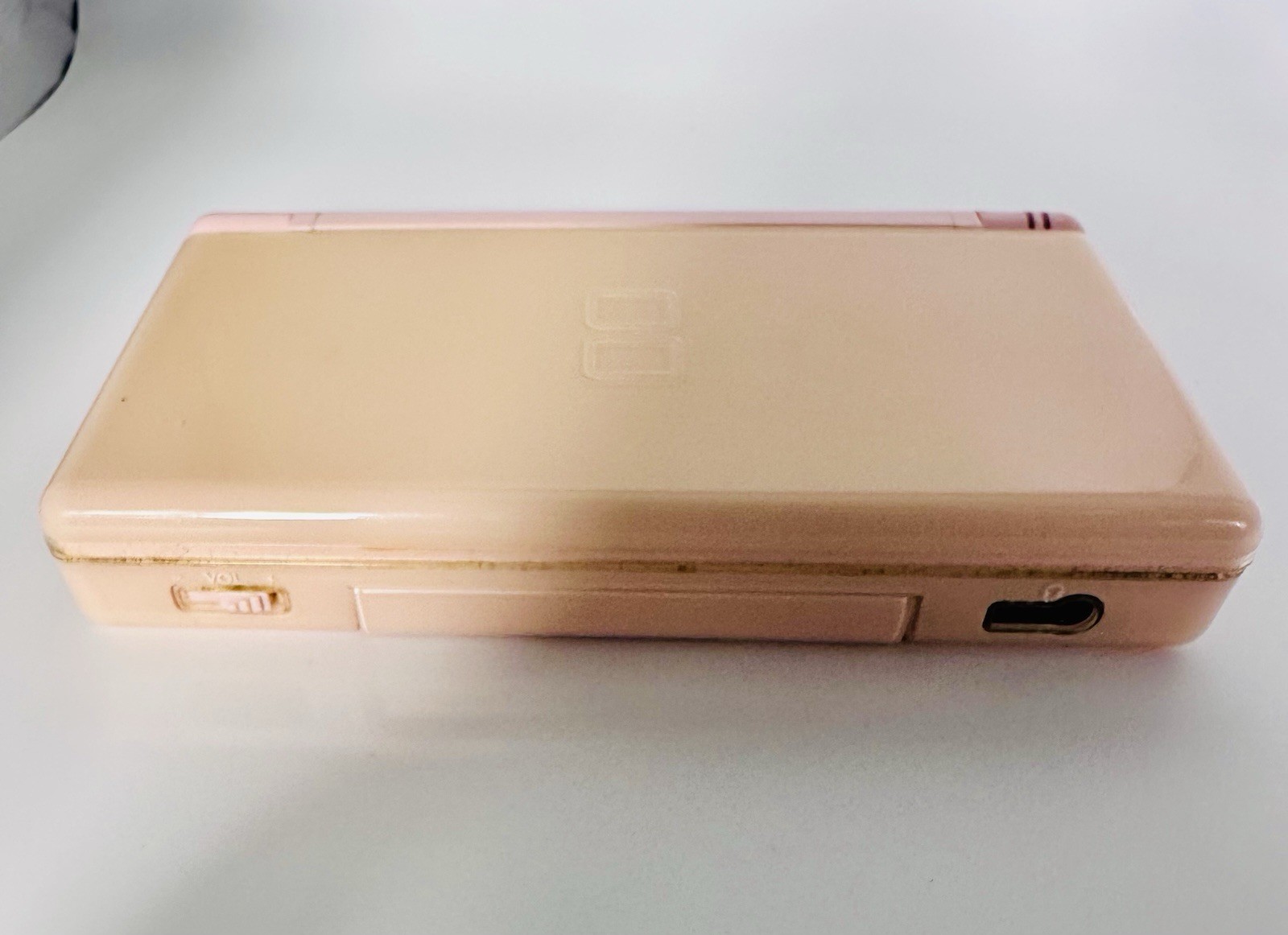 Nintendo DS Lite Pink Handheld Console Touchscreen Dual Screen with Stylus
