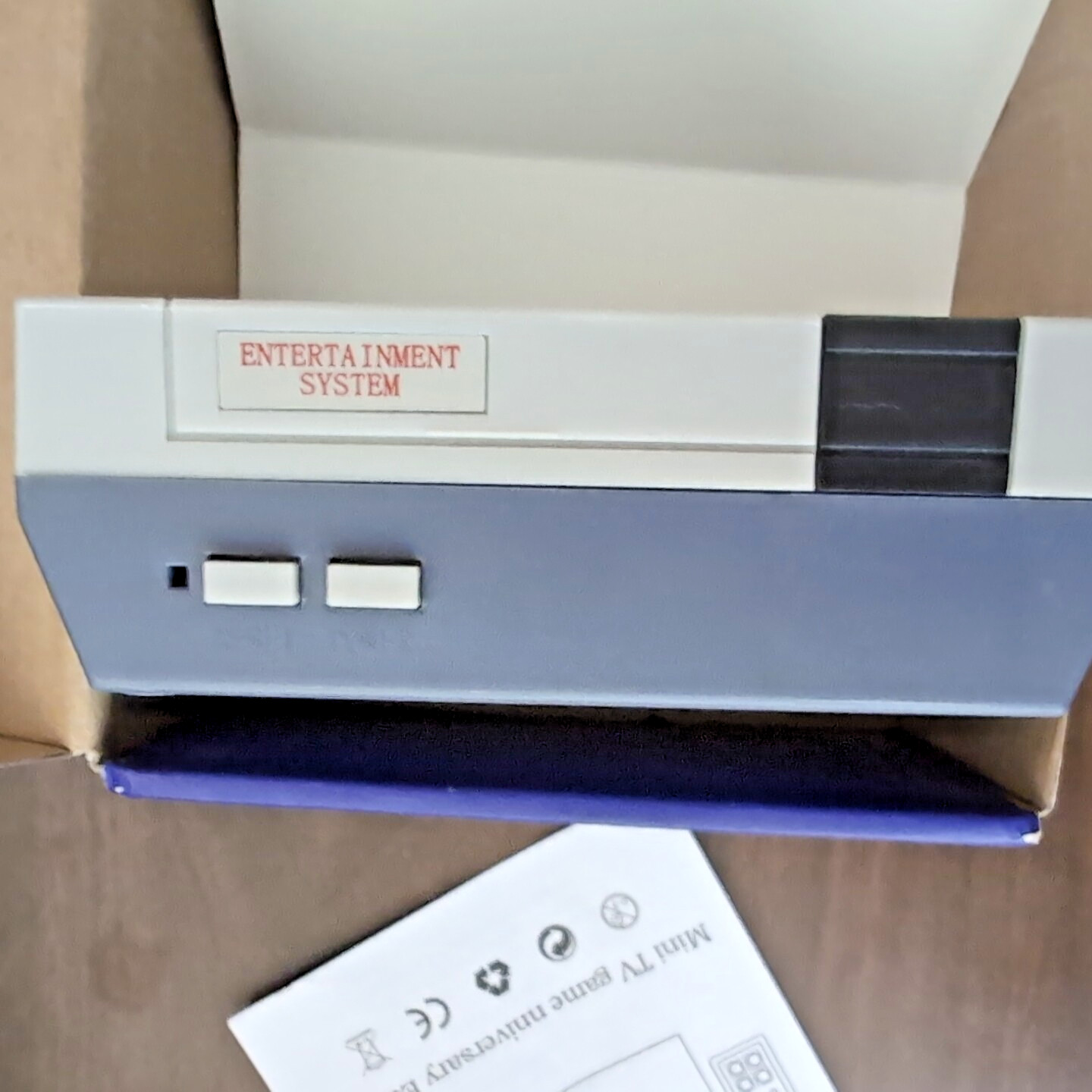 Retro Wireless Entertainment System – 620 Built-In Games