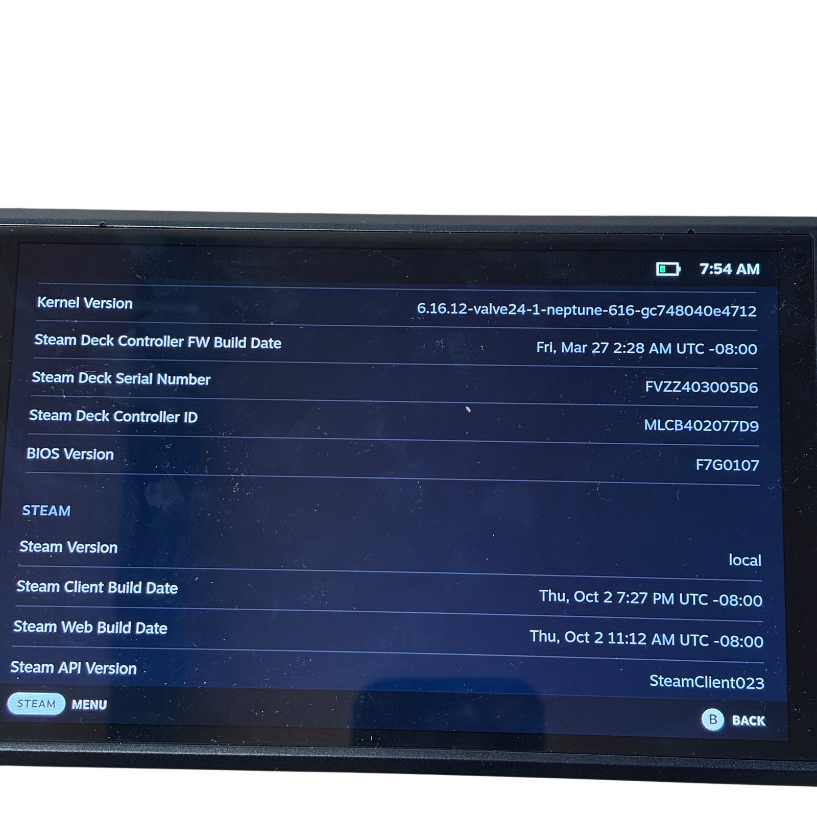 Valve Steam Deck OLED 1030 AMD APU 2.4GHz 16GB RAM 512GB SSD 7.4″ Windows 11
