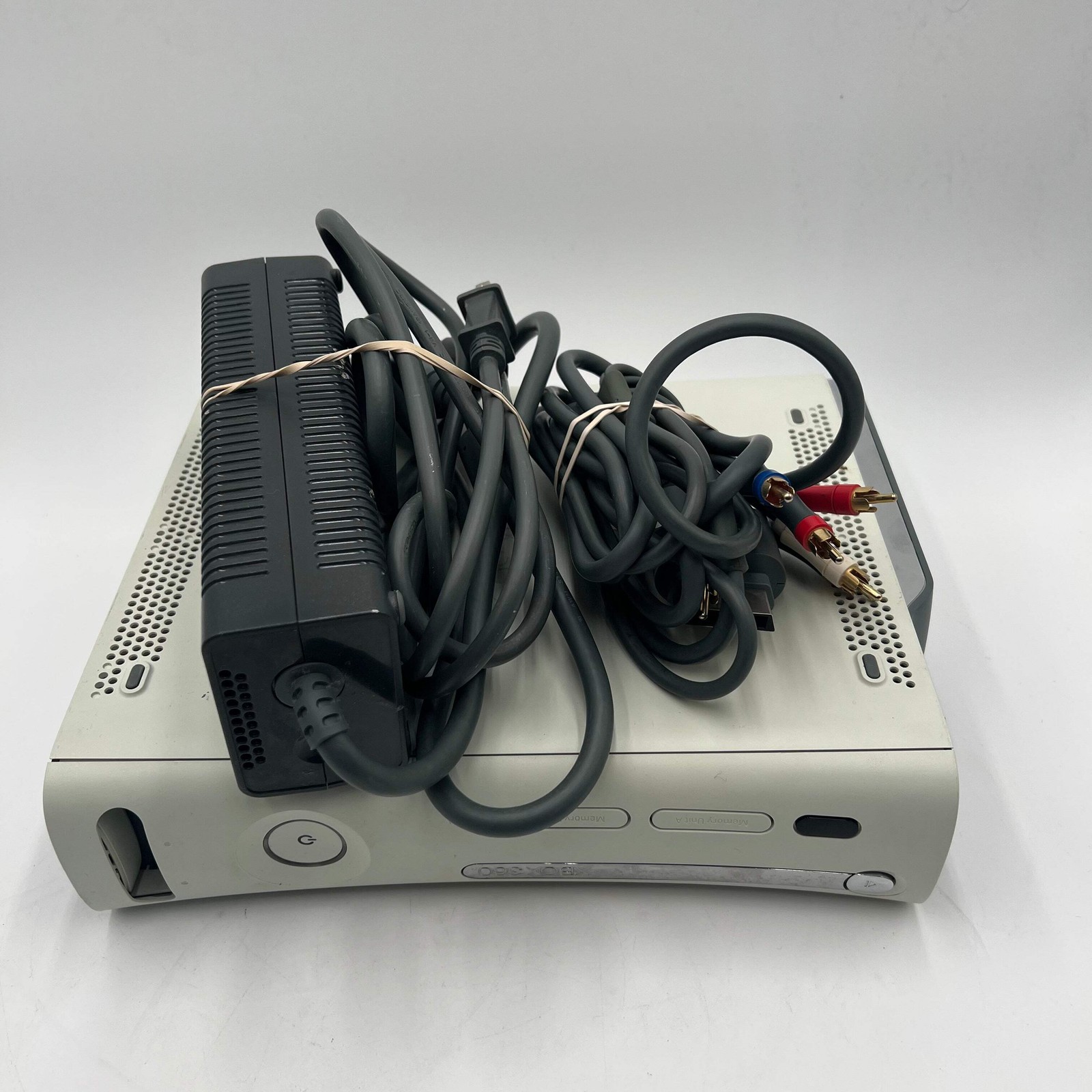 Microsoft Xbox 360 White 2005 Console for Parts Only