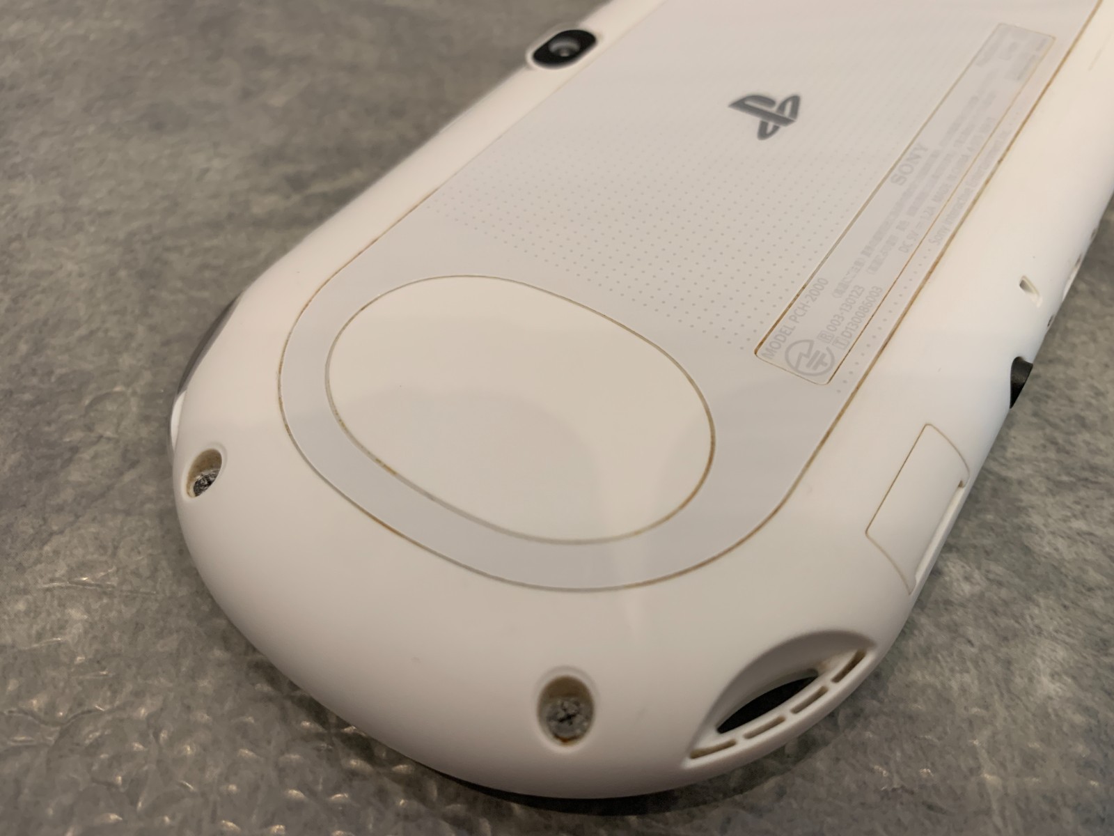SONY PS Vita Glacier White PCH-2000ZA22 SONY PlayStation Vita Exc