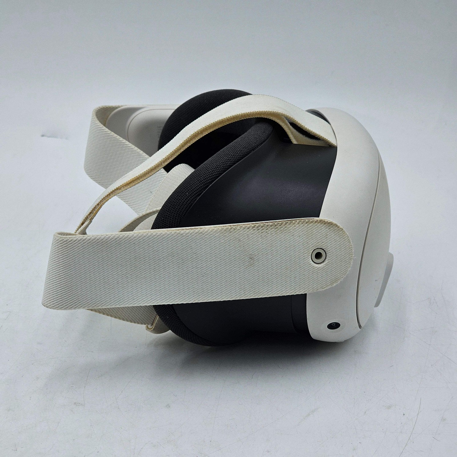 Meta Quest 3 128GB Standalone All-in-One VR Headset S3A