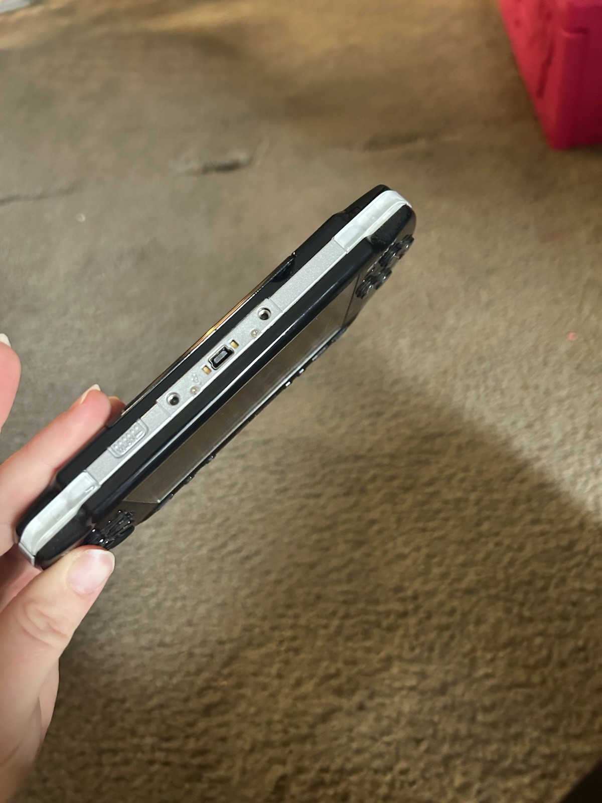 Sony PSP 2001 Black Powers On- Needs Battery