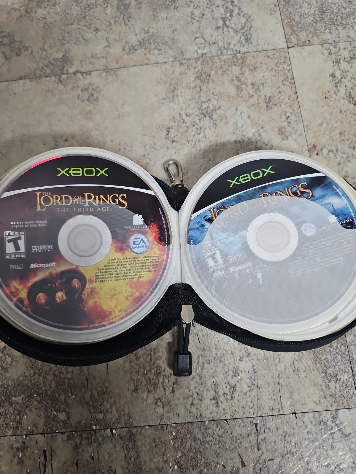 25 Original Xbox Games With Original Carrying Case