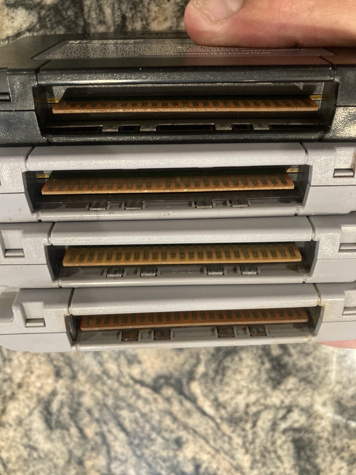 Nintendo 64 N64 With 2 Controllers Games Rumble *read Description *